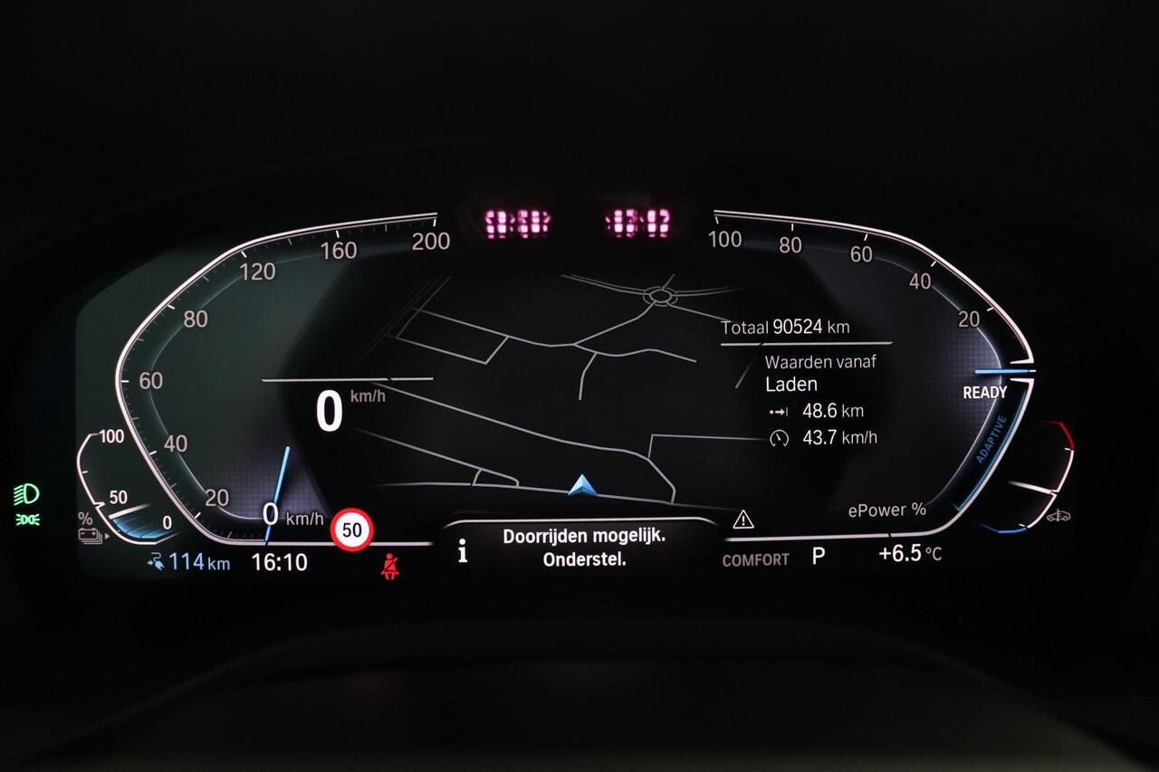 BMW X3 iX3 High Executive 80 kWh | trekhaak elektrisch | Pano | dodehoek detectie | head-up display | Voorstoelen Verwarmd |
