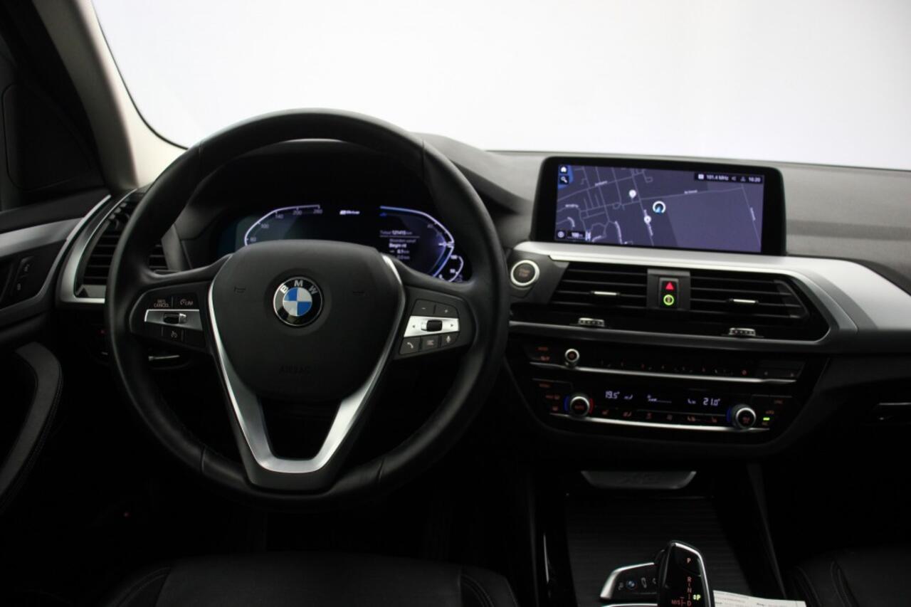 BMW X3 xDrive30e Bns Ed. Plus - Digitaal Cockpit, Carplay, Navi, Leer, Stoelverw.
