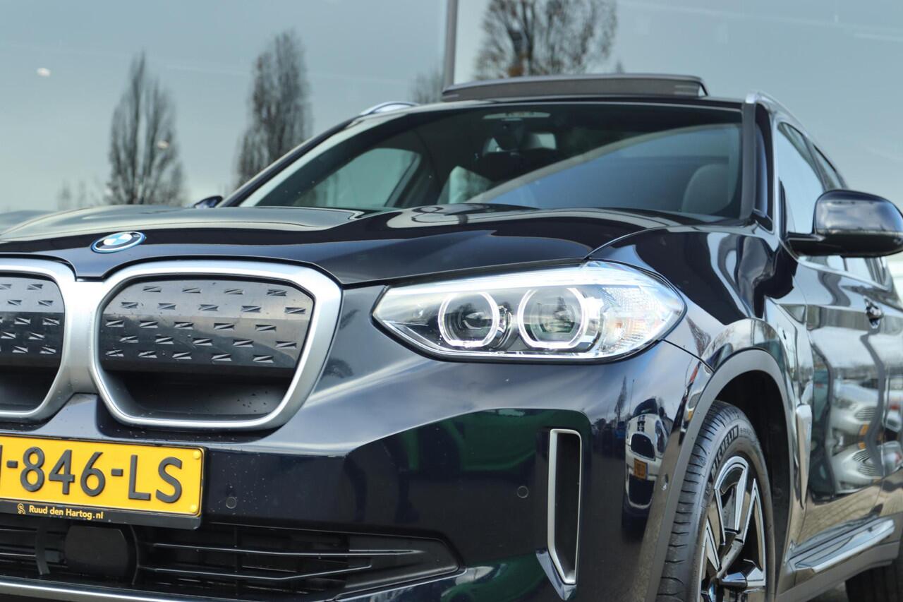 BMW X3 iX3 EXECUTIVE 80 KWH SOH 98% | PANO | TREKHAAK | LED | CAMERA | MEMORY | CARPLAY | VIRTUAL COCKPIT