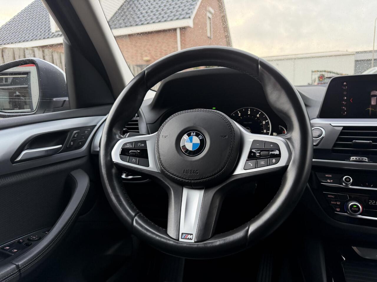 BMW X3 xDrive20i Executive HUD-Elek.Trekhaak-Memory