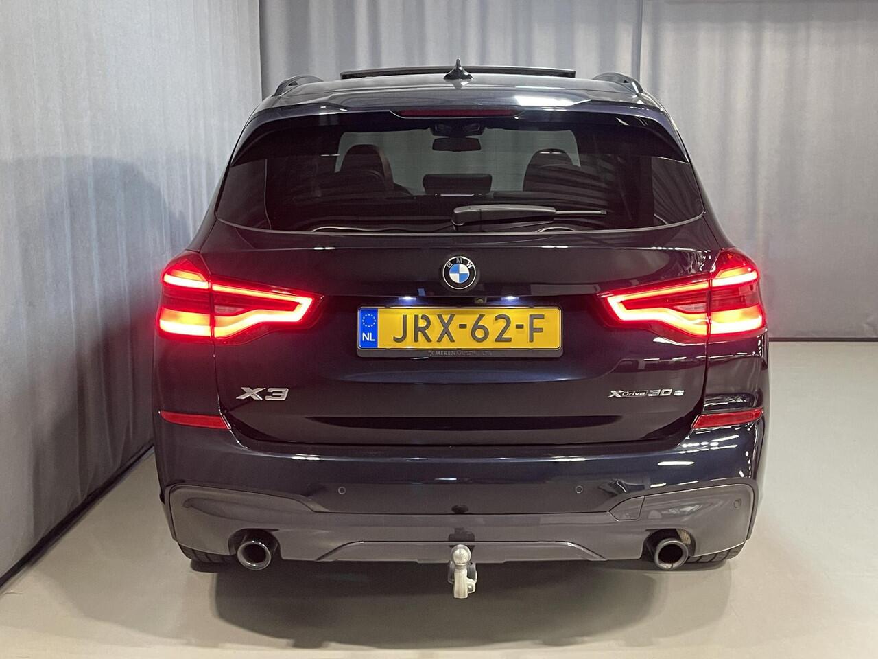 BMW X3 xDrive30e High Executive M Sport 19"/Leder + memory/Panoramadak/Harman Kardon/Trekhaak/Sport Steering/Stoelverwarming/Sfeerverlichting/360 Camera/Apple Carplay & Android Auto