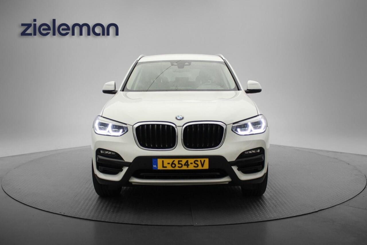 BMW X3 xDrive30e Bns Ed. Plus - Digitaal Cockpit, Carplay, Navi, Leer, Stoelverw.