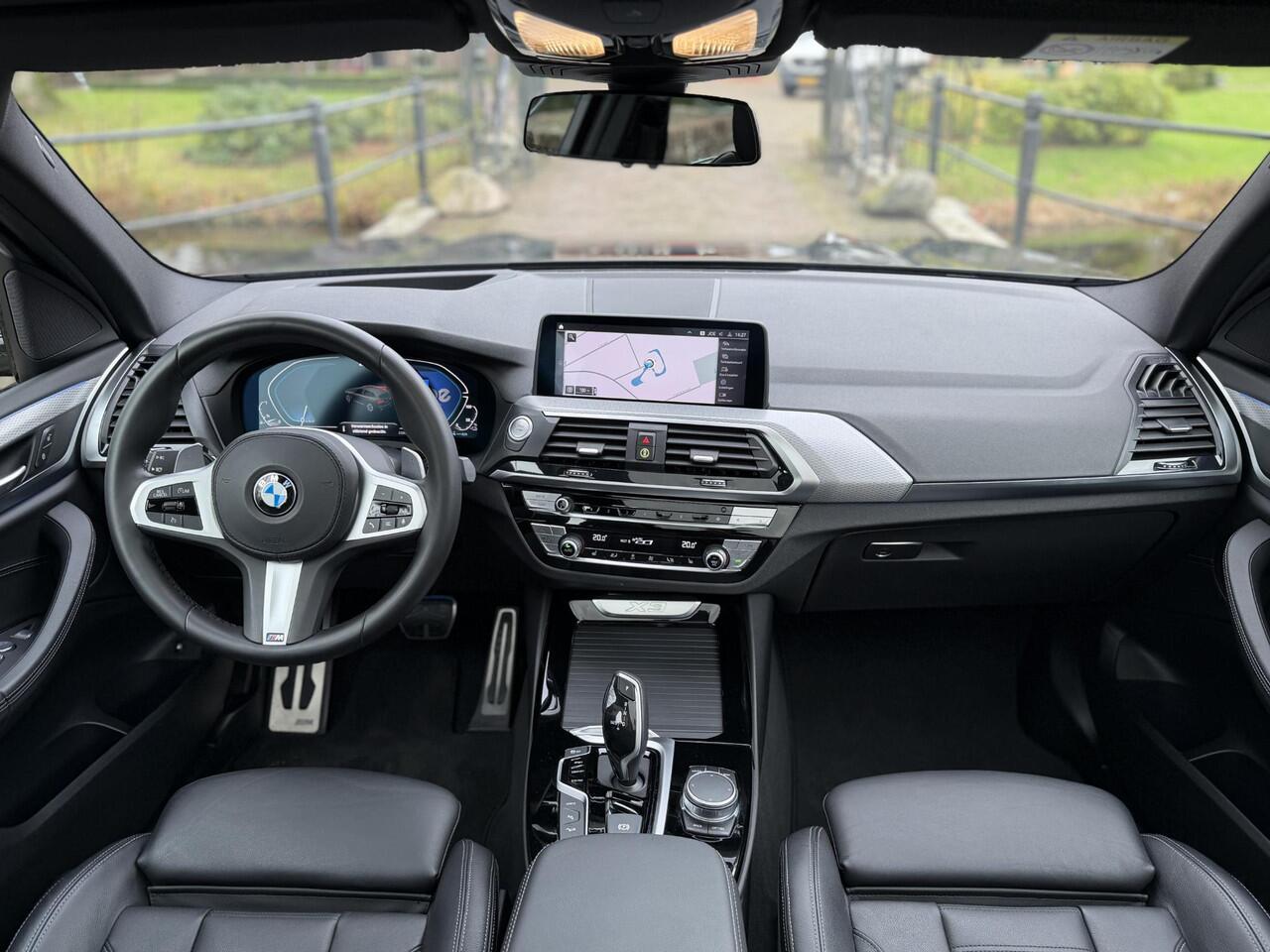BMW X3 xDrive30e | M-Sport | HUD | Pano | Leder |