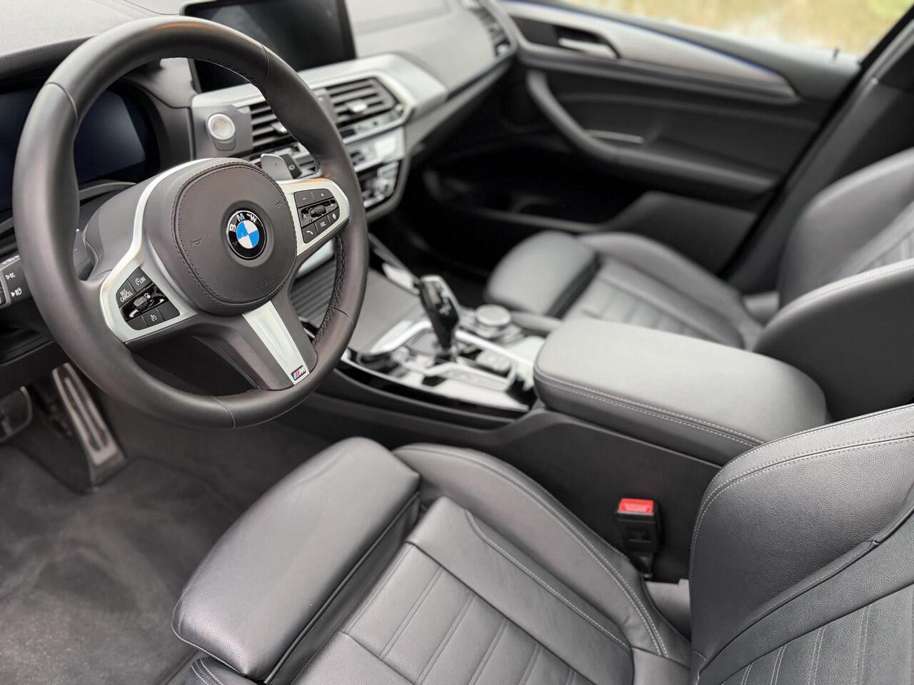BMW X3 xDrive30e | M-Sport | HUD | Pano | Leder |
