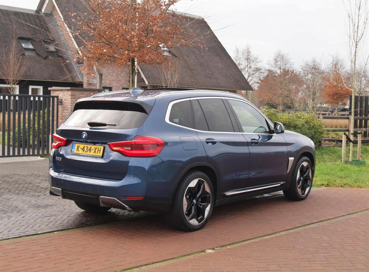 BMW X3 iX3 High Executive 80 kWh | SOH 96% | Panoramadak | 360 Camera | Sfeerverlichting | Head-Up Display | Harman Kardon |