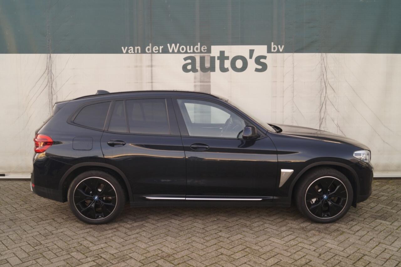 BMW X3 iX3 High Executive 80kWh -PANO-LEER-ECC-