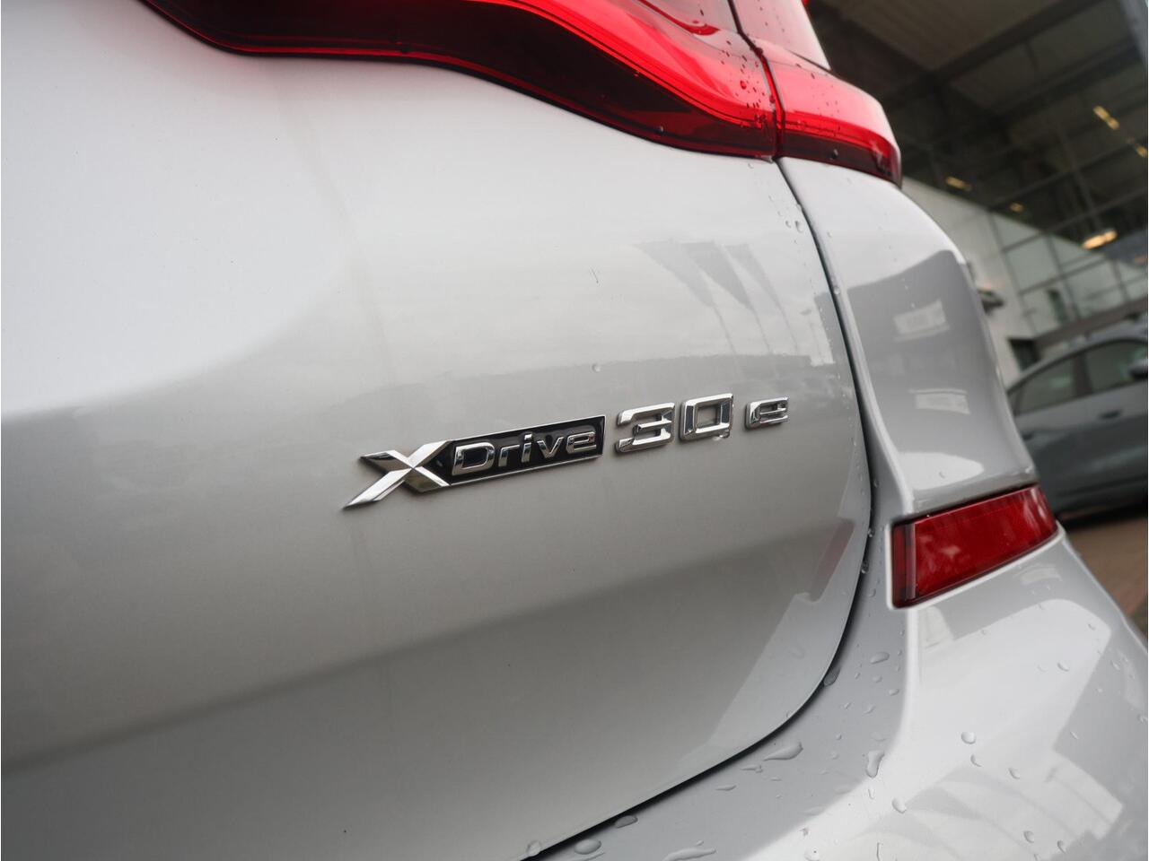 BMW X3 xDrive30e eDrive Edition High Excutive/ M Sportpakket/ Panoramadak elektrisch/ Head up/ Harman Kardonspeakersysteem