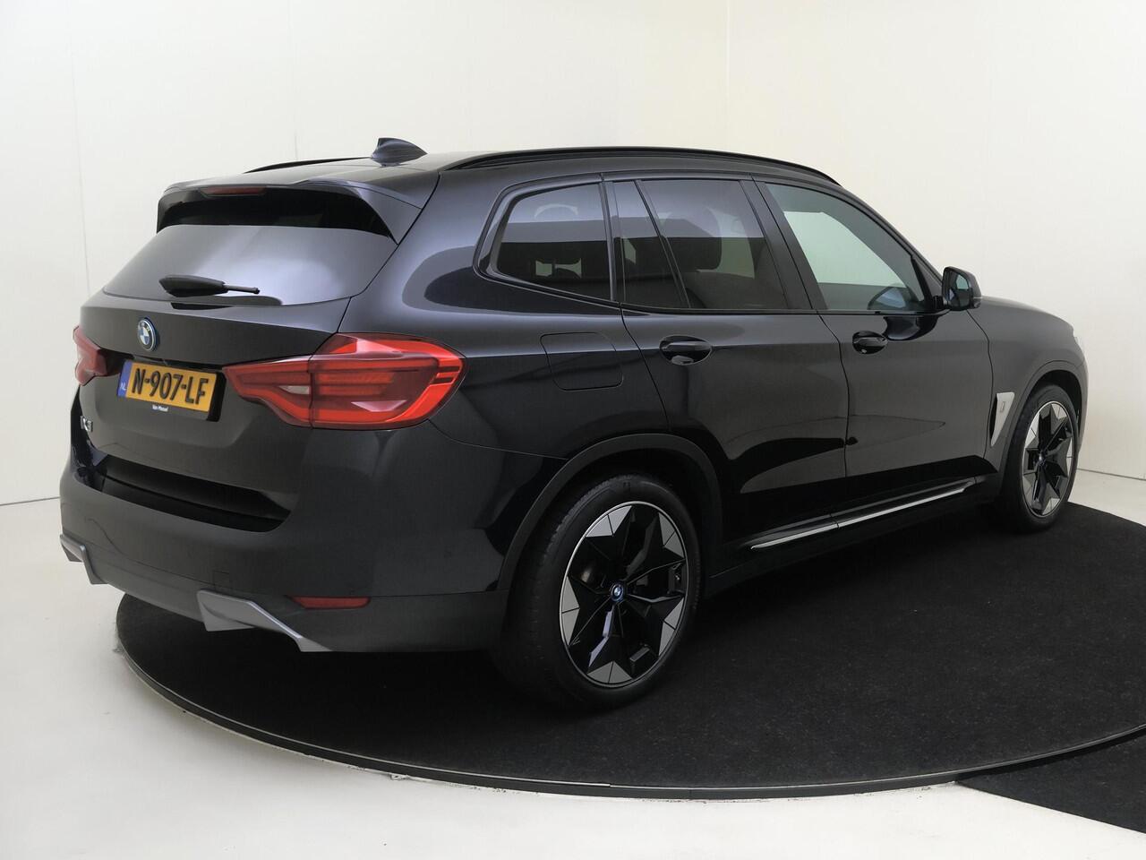 BMW X3 iX3 High Executive 80 kWh | Automaat | Panorama schuifdak | Stoelverwarming