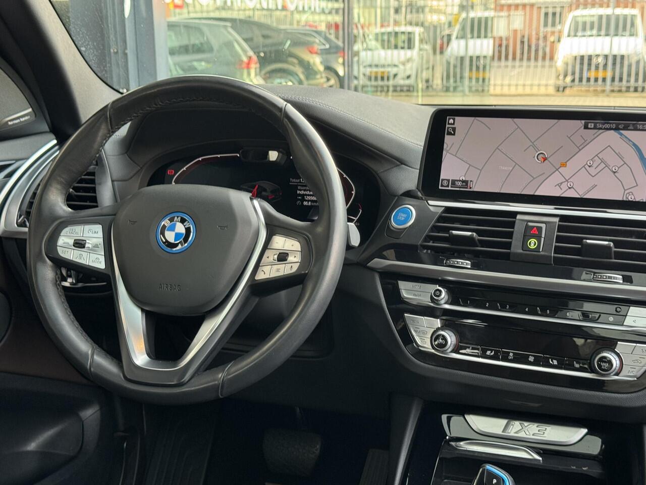 BMW X3 iX3 High Executive 80 kWh NL-AUTO | PANODAK | LEDER |NAVI| SOH 97,7%