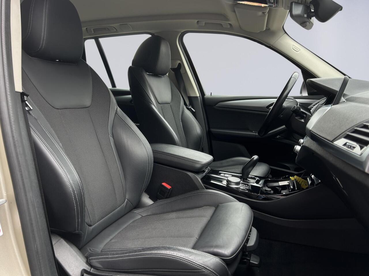 BMW X3 xDrive30e High Executive /Apple Carplay/360° camera/Head-up/Safety pack/Stoel-stuurverw./Elektr. klep/Adaptief onderst./Adaptief Cruise/DAB+/3-zone airco/(MET GARANTIE*)