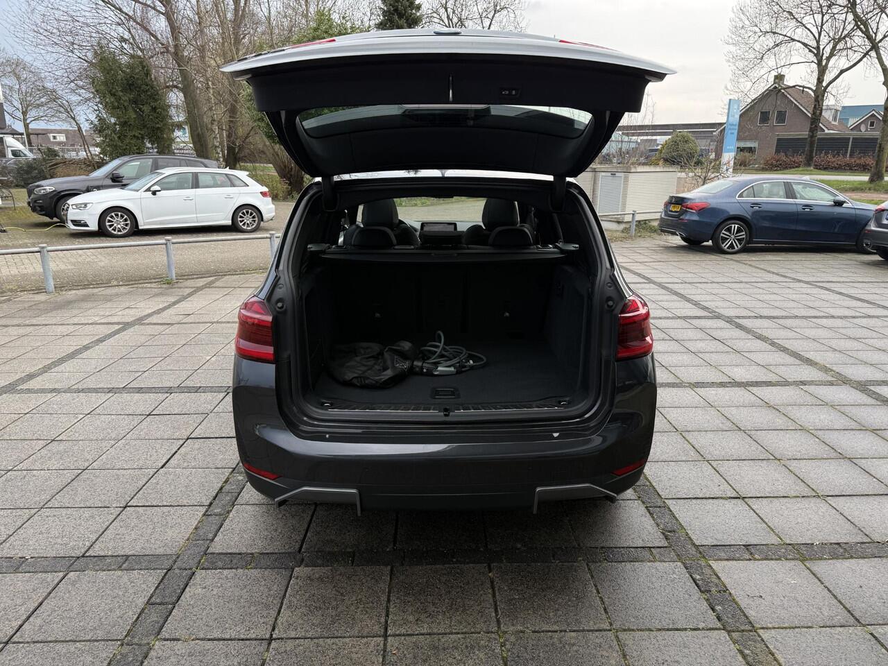 BMW X3 iX3 Aut. High Executive 80 kWh | SoH 98% | Trekhaak | Panorama | Leder | Harman Kardon |
