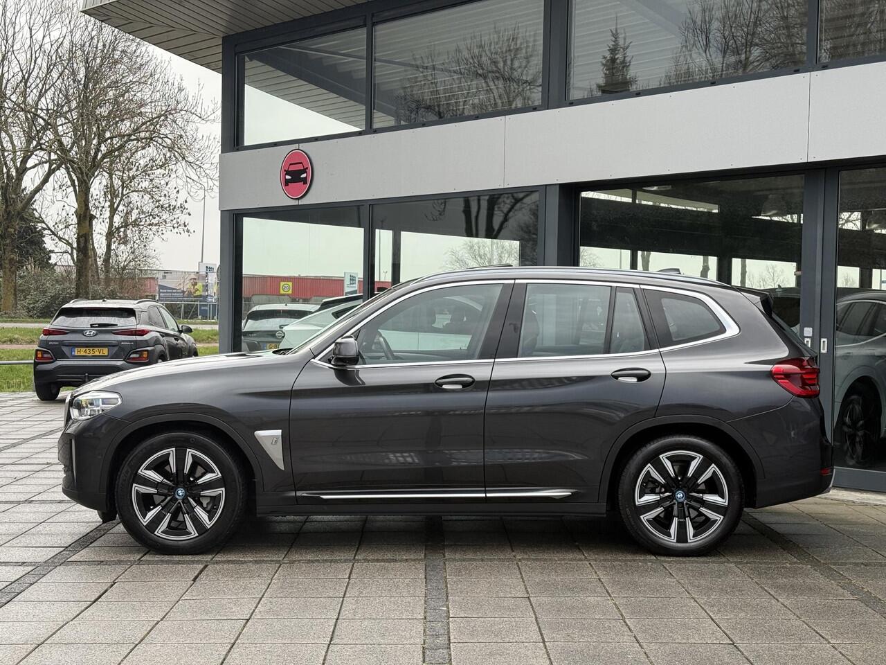 BMW X3 iX3 Aut. High Executive 80 kWh | SoH 98% | Trekhaak | Panorama | Leder | Harman Kardon |