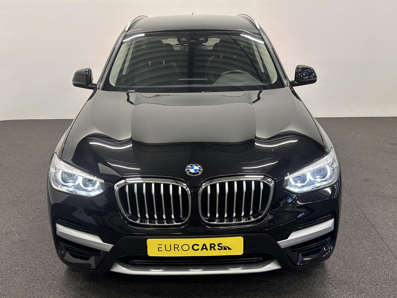 BMW X3 xDrive30e X-Line 292pk Aut. Airco ECC Navi PDC VA + Camera Full LED 19" LM Velgen Elektrische Sportstoelen+Memory Privacy Glass