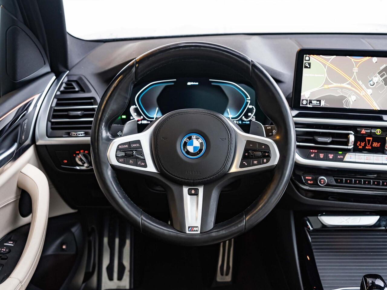 BMW X3 xDrive30e | High Executive | M Sportpakket | Glazen panoramadak | Stuurverwarming | HiFi | BMW Laserlight | Easter