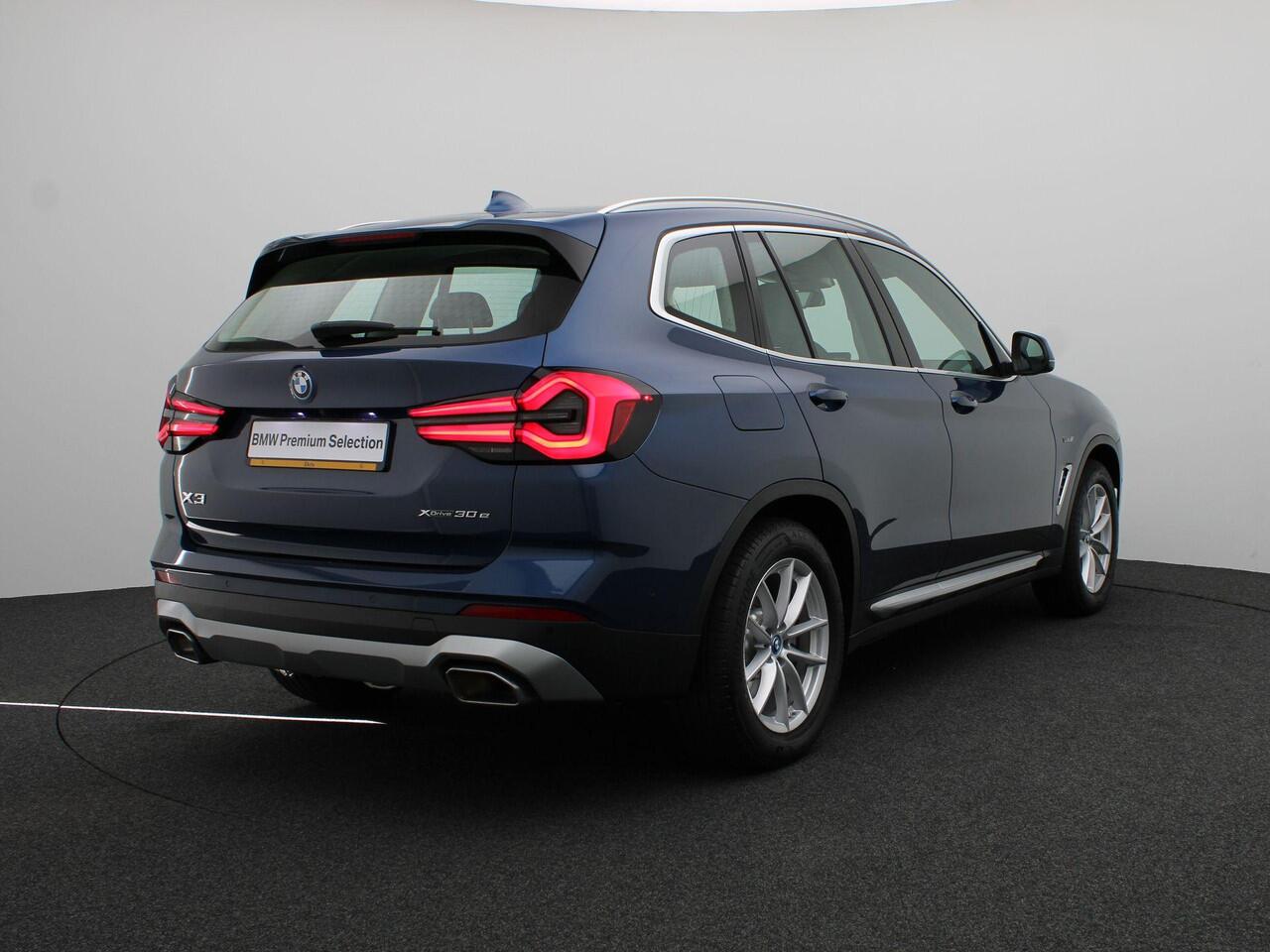 BMW X3 xDrive30e High Executive | Trekhaak | Sportstoelen | Laserlight | Parking Assistant | DAB | HiFi | 18''