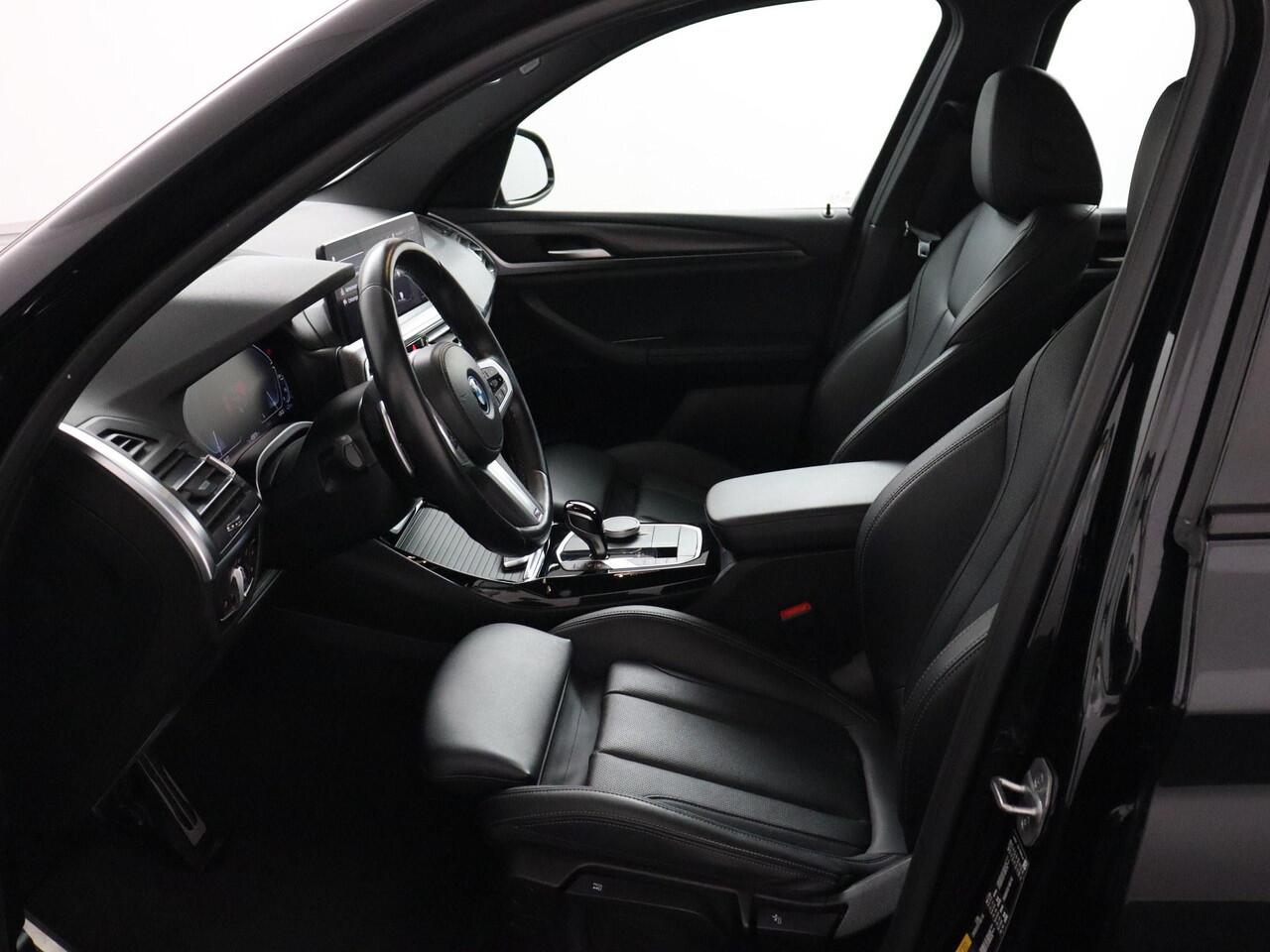 BMW X3 xDrive30e High Executive | M-Pakket | Adaptief Cruise Control! | 360° Camera!