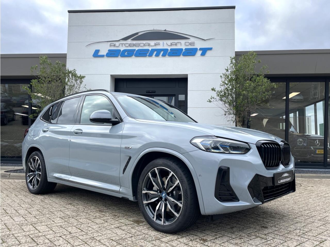 BMW X3 xDrive 30e M Sport | Trekhaak | Head-up | Laser | Camera |