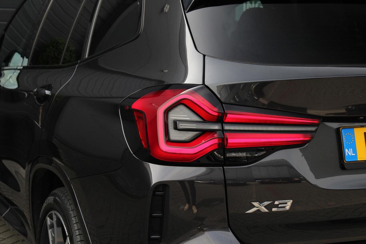 BMW X3 xDrive30e M Sport | Pano | Trekhaak | Leder