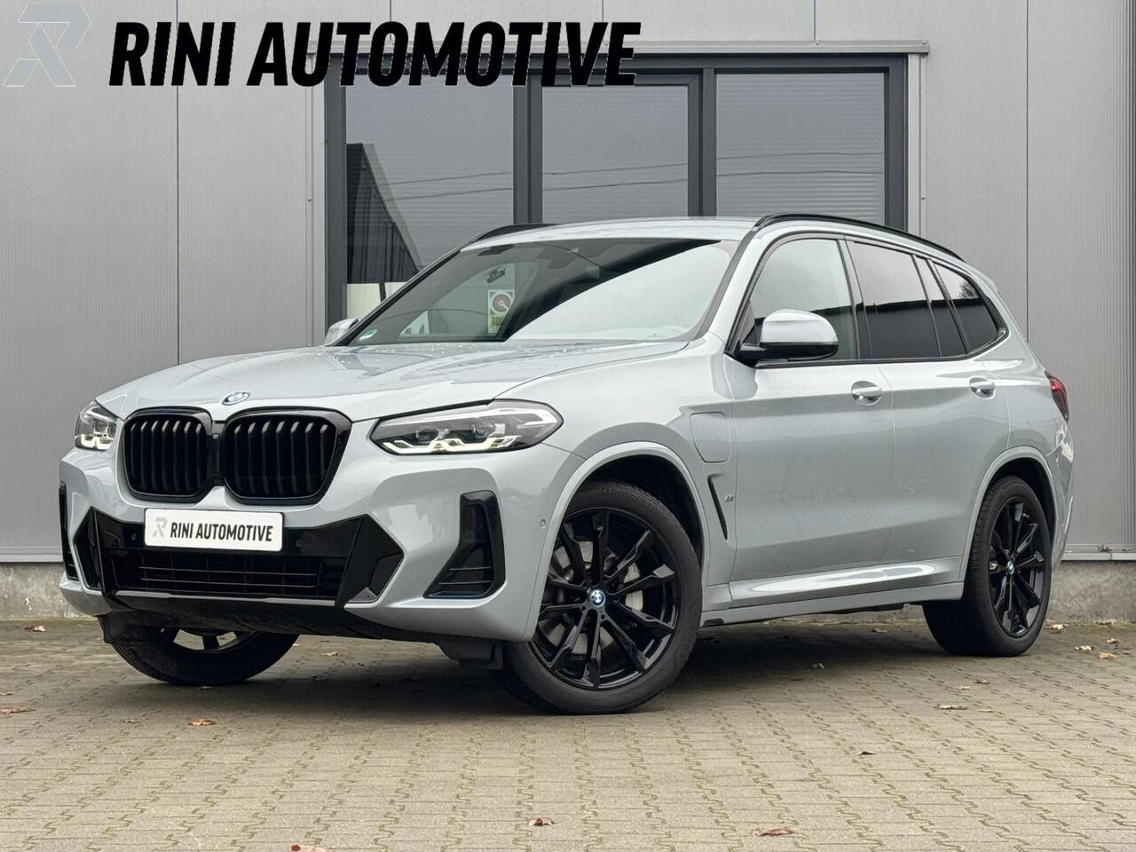 BMW X3 xDrive30e M Sport 292 PK | Keyless | 20 Inch | M Brooklyn grau | Black edition
