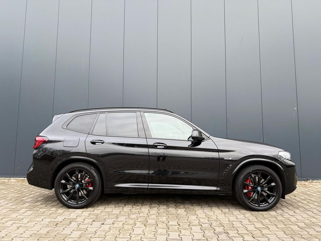 BMW X3 xDrive30e M-sport Pano HUD Memory Tr.hk H&K