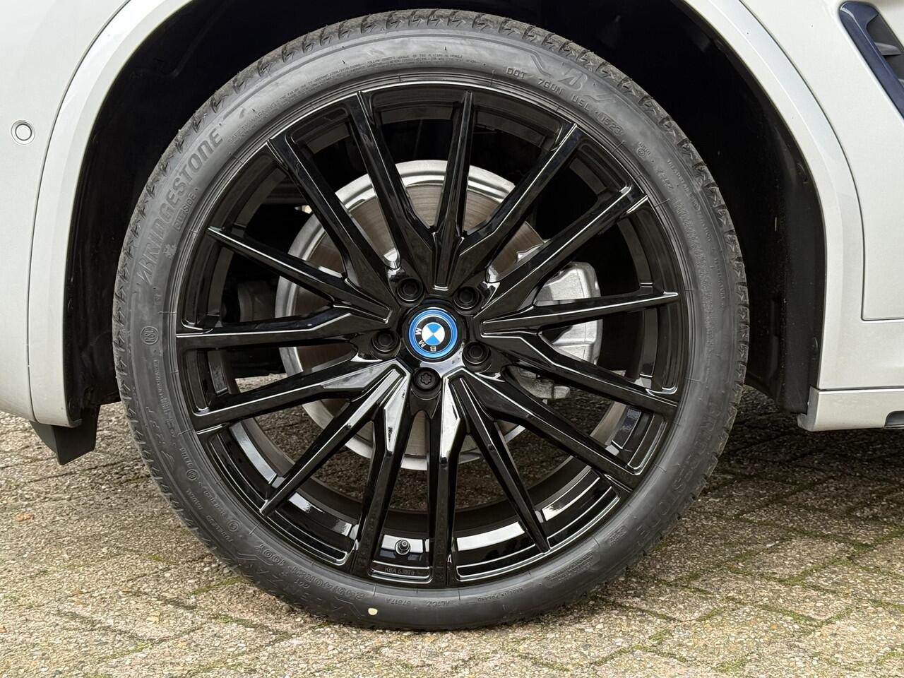 BMW X3 xDrive20i M SPORT | M SPORTSTOELEN | MEMORY STOELEN | PANORMA | TREKHAAK | CAMERA |