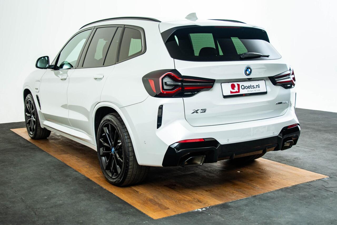 BMW X3 xDrive30e High Executive M Sport - Panoramadak - Comfort Access - Parking Assistant Plus - Active Cruise Control - Hifi - Ambient Air pakket - Getinte ruiten - Stuurwielrand verwarmd - Elektrisch verwarmde voorstoelen -