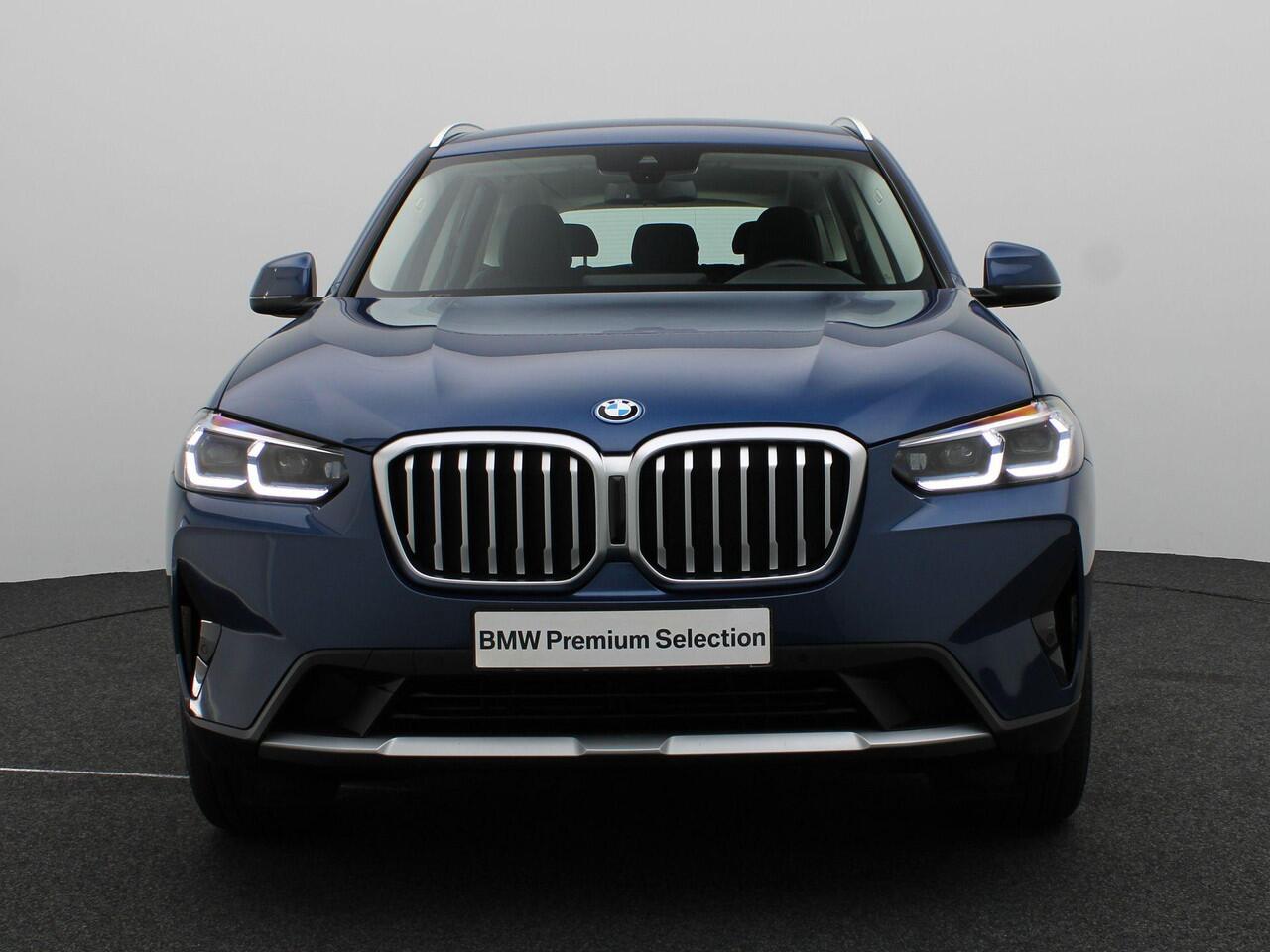 BMW X3 xDrive30e High Executive | Trekhaak | Sportstoelen | Laserlight | Parking Assistant | DAB | HiFi | 18''