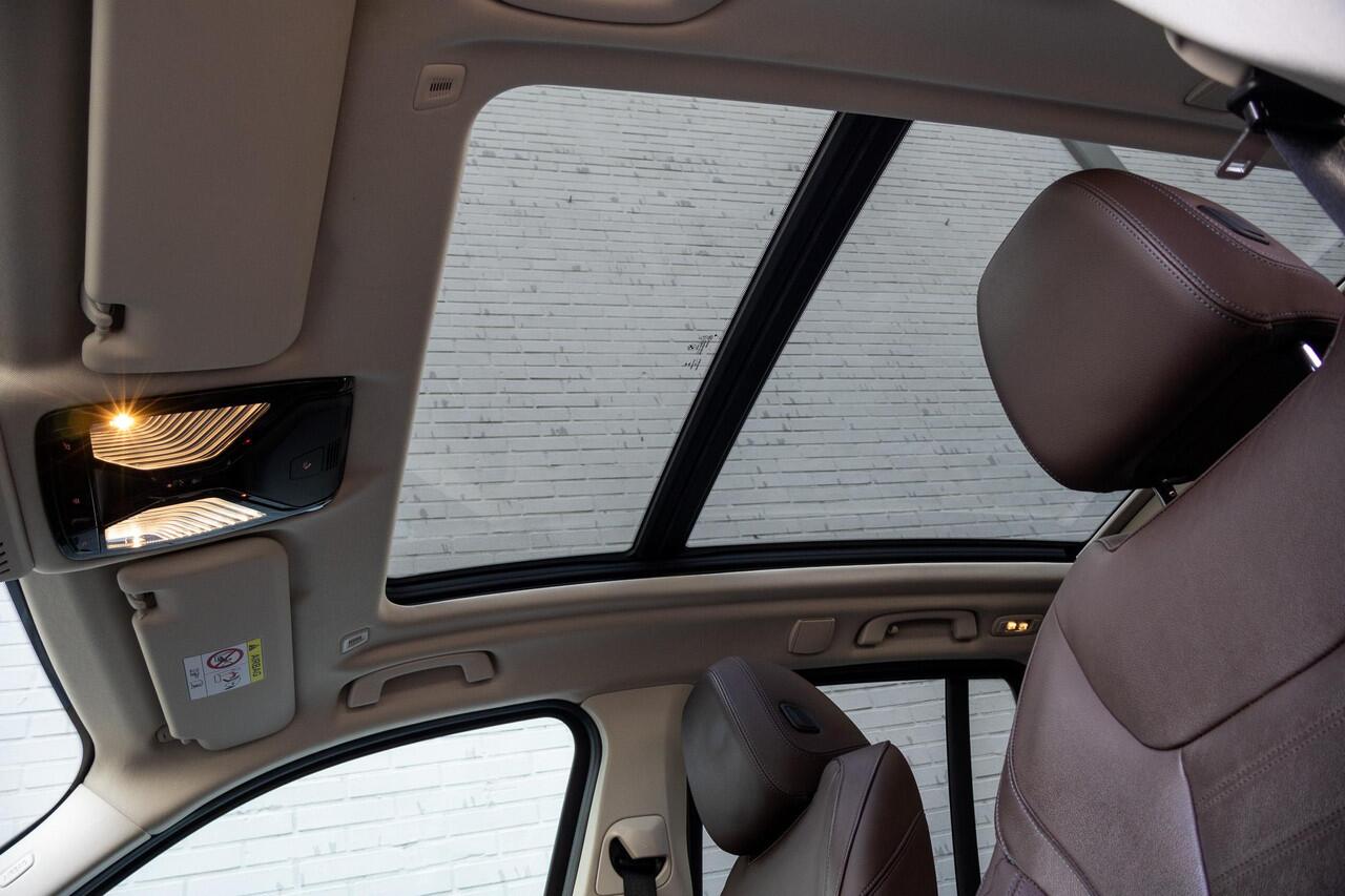 BMW X3 XDrive30e Schuifdak|Vol-Leder|Treekhaak|Carplay|Plug-In|