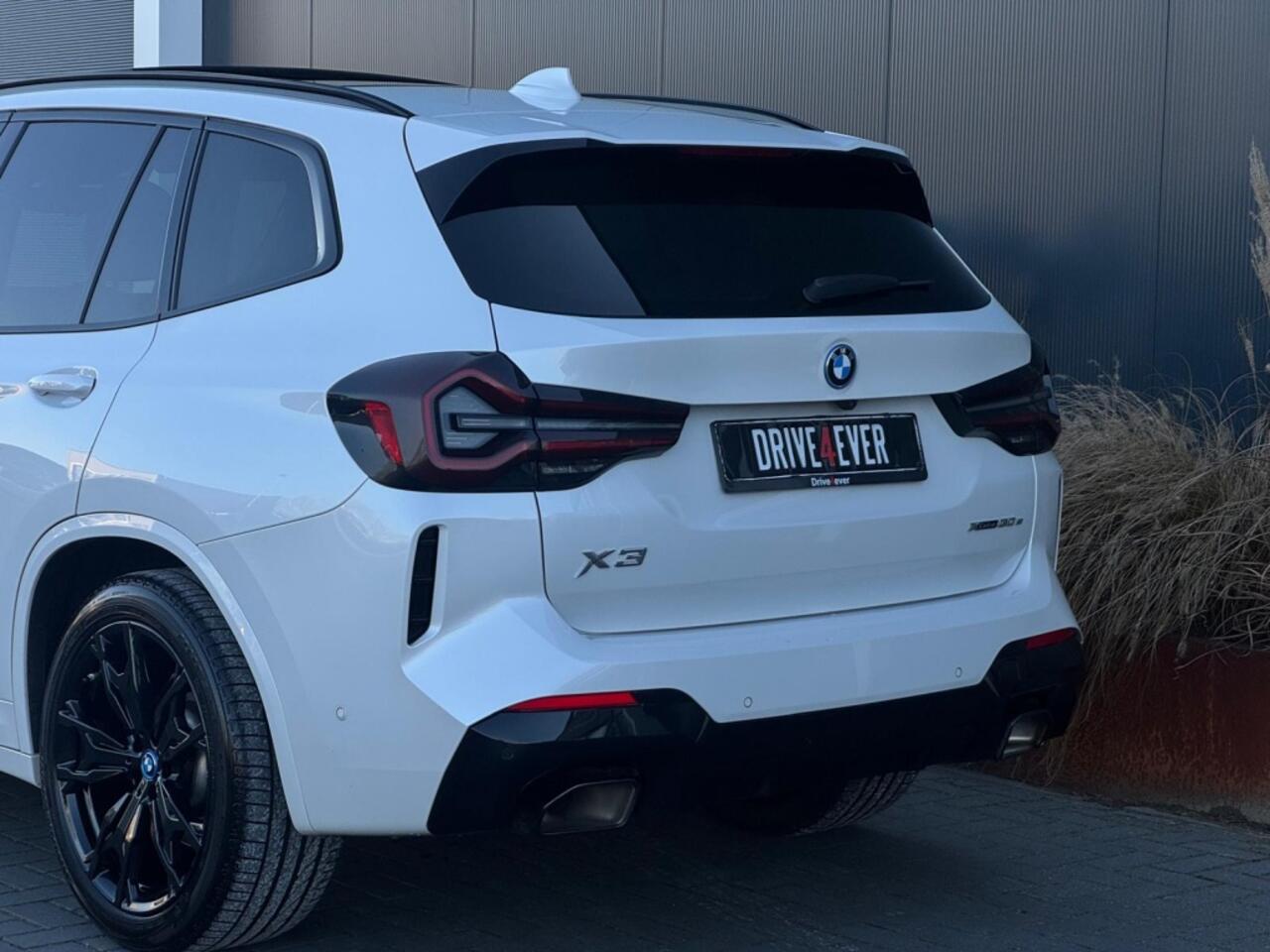 BMW X3 xDrive30e M PACK M2023 PANO CLIMATE NAVI CAMERA SPORTVELGEN