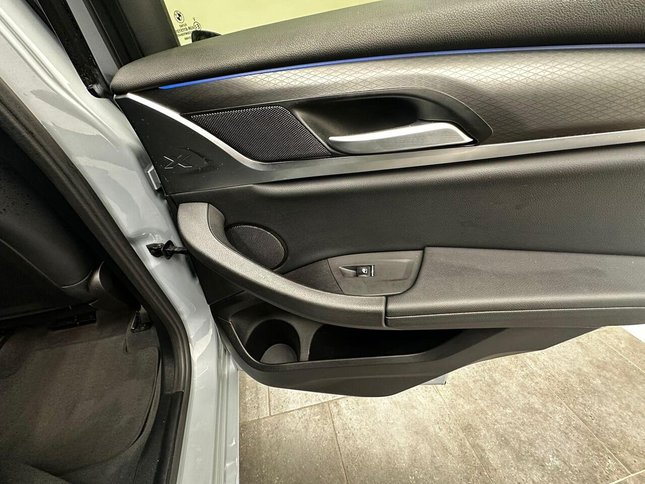 BMW X3 xDrive30e High Exe M-Sport l Facelift l Brooklyn Grau l Dealer onderhouden