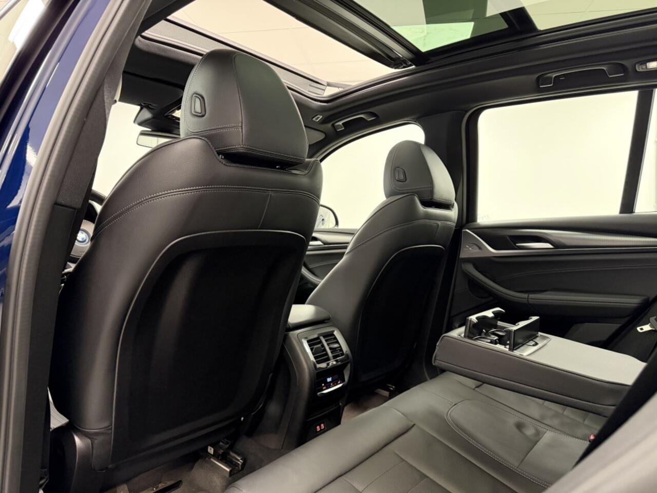 BMW X3 xDrive30e M-Sport | Panoramadak | Memory | Tansanitblau |