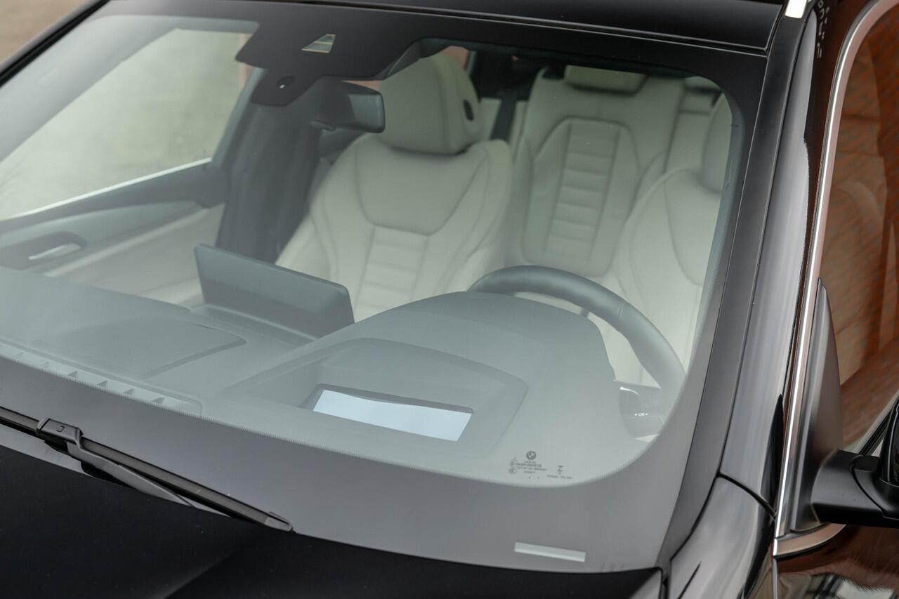 BMW X3 xDrive30e M-Sport ACC Panorama HuD Trekhaak Leder