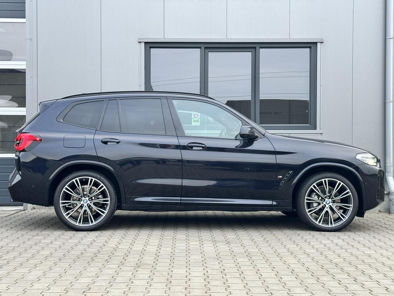 BMW X3 xDrive30e High Executive 292 PK | M sport | 21 inch | Elektrische stoelen | Adaptive cruise | Akoestisch glas
