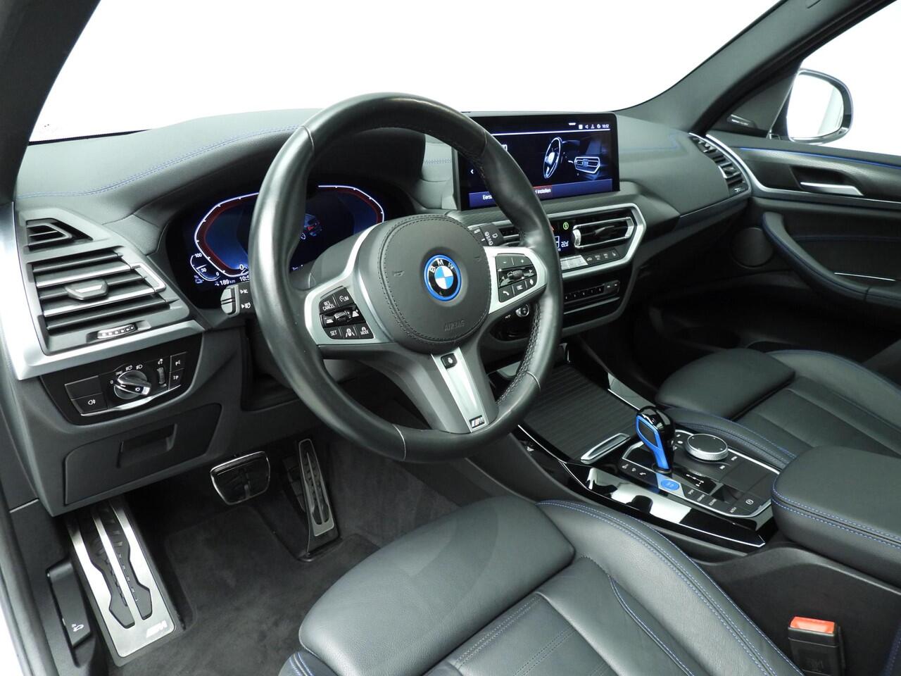 BMW X3 iX3 High Executive 80 kWh | M-Sportpakket | LED | Leder | HUD | Schuifdak | Active cruise | Trekhaak | Elektr. zetels | DAB | Harman-kardon sound | Alu 20 inch