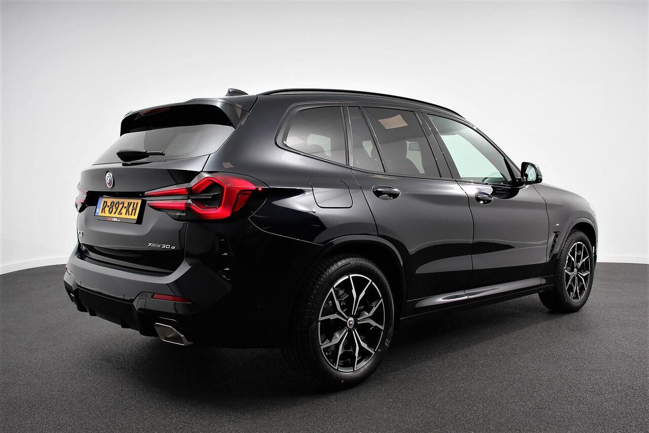 BMW X3 xDrive30e M Sport High Executive | Leder | Schuif/kantel dak | Navigatie | Climate Control | Camera | Electrisch bedienbare achterklep | Active Cruise Control | 19" Lichtmetalen velgen
