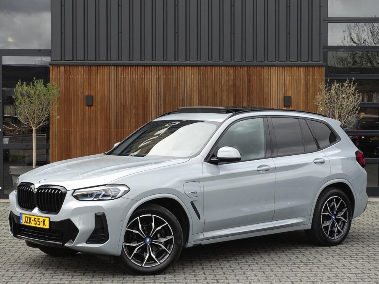 BMW X3 30e 292PK X-Drive M-Sport / Brooklyn / Head-Up / Laser