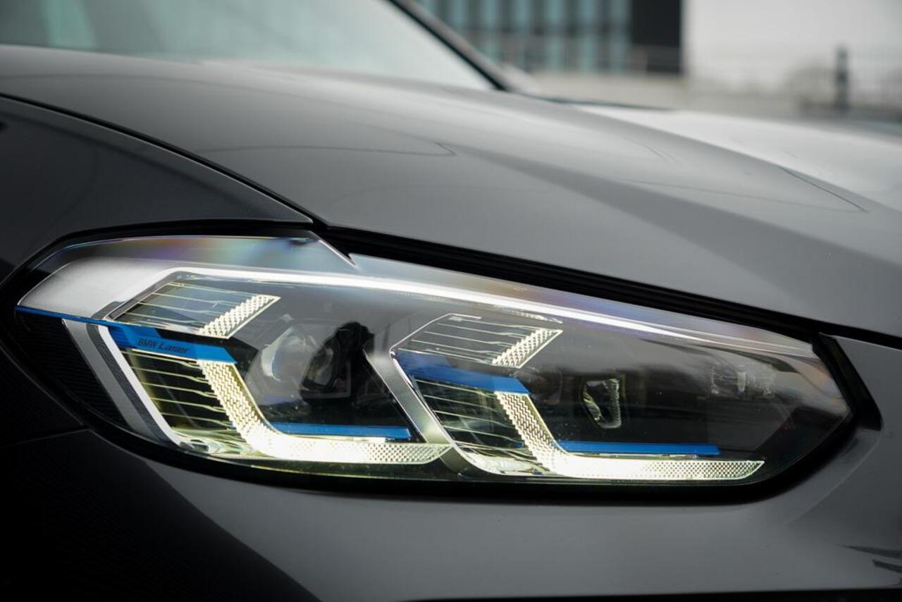 BMW X3 xDrive30e LCI / Pano / Elek Trekhaak / Facelift / HUD / Incl BTW