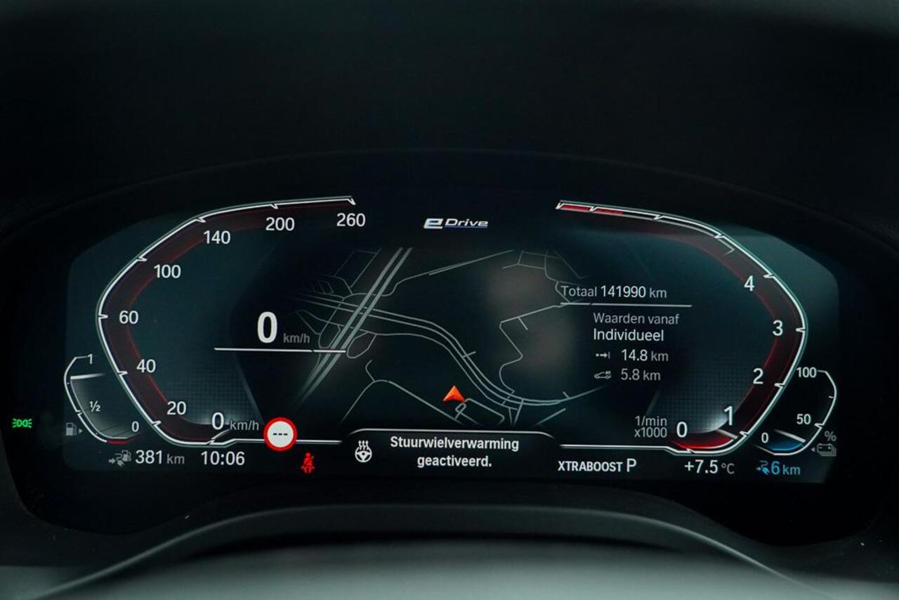 BMW X3 xDrive30e LCI / Pano / Elek Trekhaak / Facelift / HUD / Incl BTW