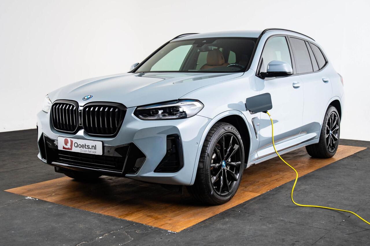BMW X3 xDrive30e M Sport - Elektrisch verwarmde voorstoelen - Getinte Ruiten - Comfort Access - Parking Assistant - HiFi System - Ambiance verlichting -