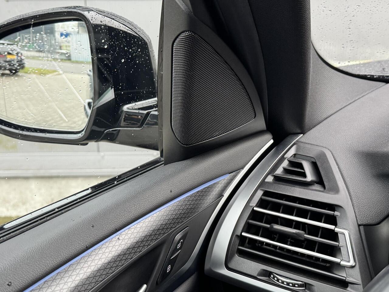 BMW X3 xDrive30e 292 PK | M sport | Trekhaak | | Akoestische glas | Camera | Leder