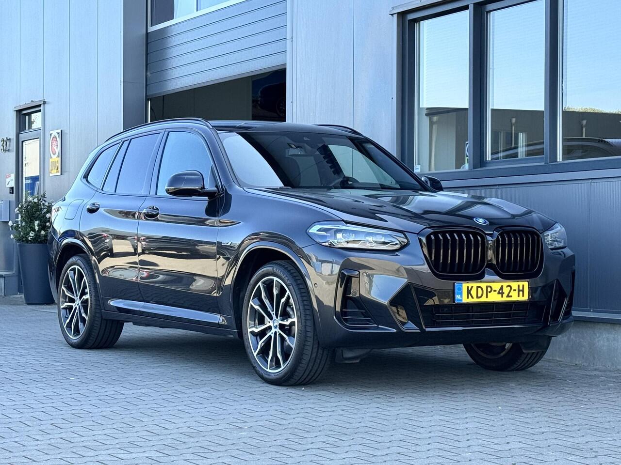 BMW X3 xDrive30e 292 PK | M sport | Trekhaak | | Akoestische glas | Camera | Leder