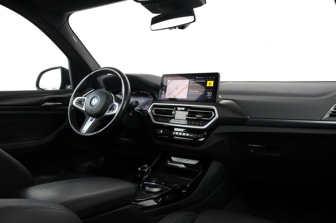 BMW X3 xDrive30e / M-Sport Pakket / Pano Dak / Trekhaak / Head-Up / Comforttoegang / Laserlicht / Hifi /