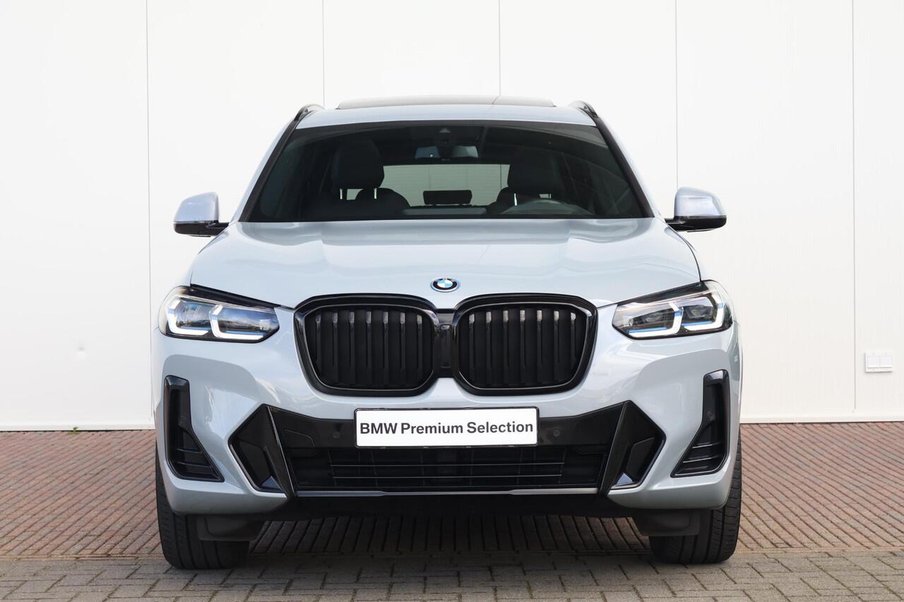 BMW X3 xDrive30e / M-Sport Pakket / Pano Dak / Trekhaak / Head-Up / Comforttoegang / Laserlicht / Hifi /