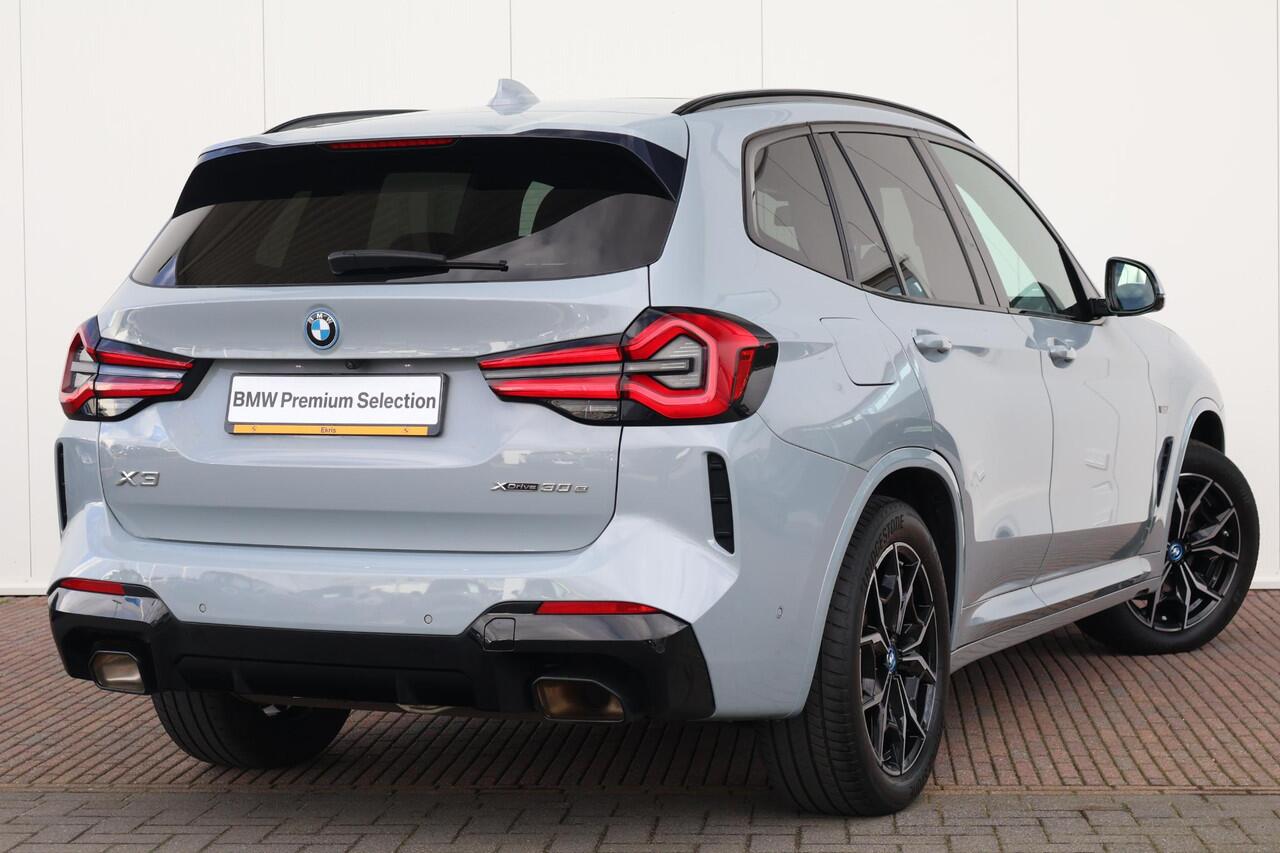 BMW X3 xDrive30e / M-Sport Pakket / Pano Dak / Trekhaak / Head-Up / Comforttoegang / Laserlicht / Hifi /