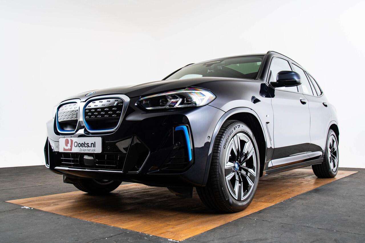 BMW X3 iX3 Executive 80 kWh Driving Assistant Professional - Comfort Access - Elektrisch verwarmde voorstoelen - Sportstoelen - Parking Pack - Automatisch dimmende binnenspiegel - Adaptief onderstel -