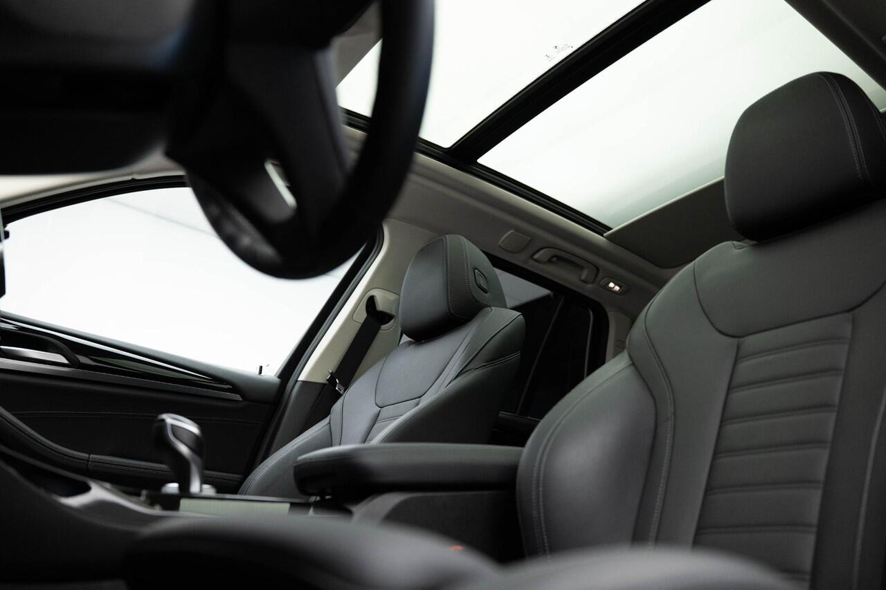 BMW X3 xDrive20i Business Edition Plus |Pano|Leder|Adaptive|