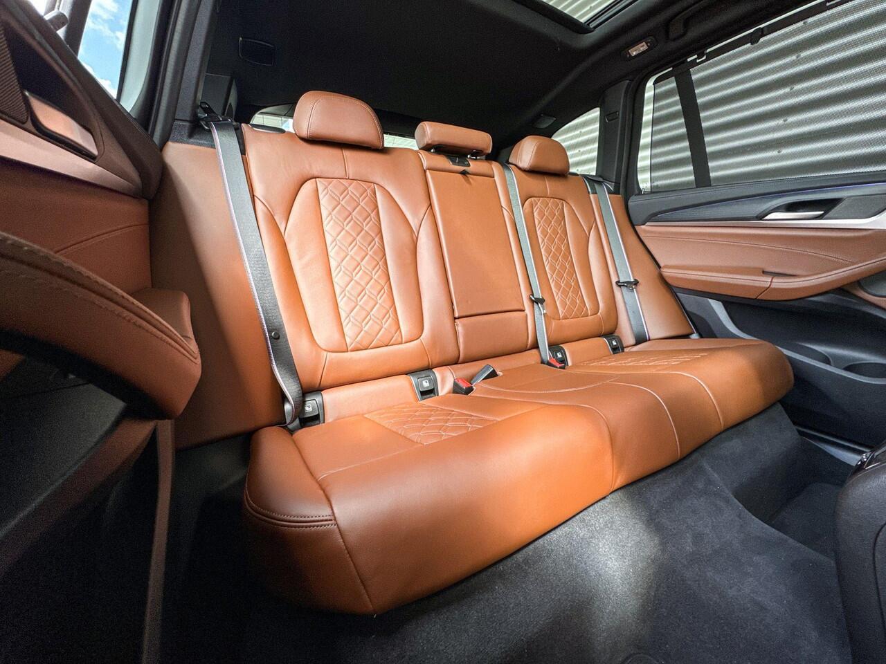 BMW X3 xDrive30i / Selections