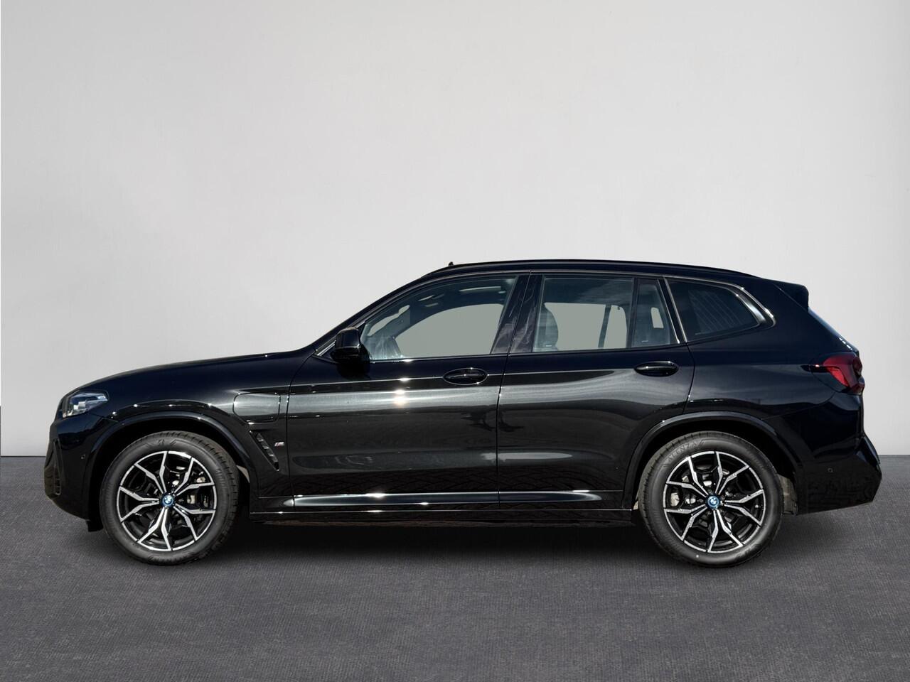 BMW X3 xDrive30e High Executive M Sport | Pano | Camera | Navi | Leer | Elektr. Stoel + Memory | Navi ( Vestiging - Nieuwegein )