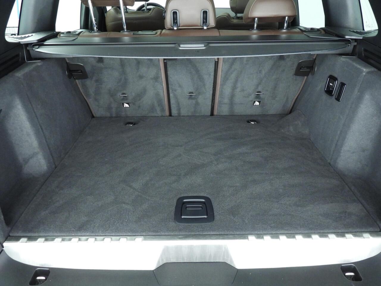 BMW X3 xDrive30e | M-Sportpakket | LED | Leder | HUD | Active cruise | Schuifdak | Trekhaak | DAB | Hifi speakers | Alu 19 inch