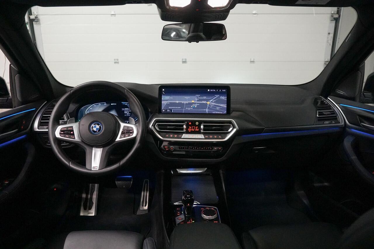 BMW X3 xDrive30e M-Sport | M-Stoelen | Panoramadak | Harman Kardon | Adapt. Cruise Control